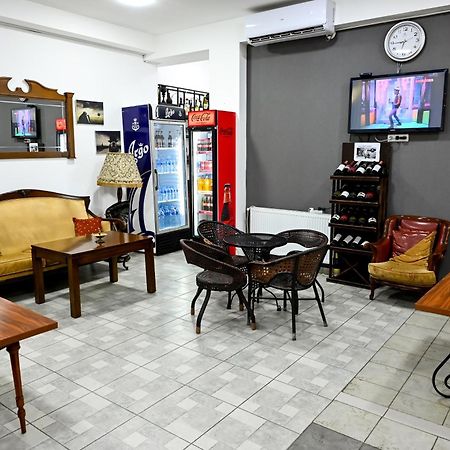 Starhostel Koutaïssi Extérieur photo