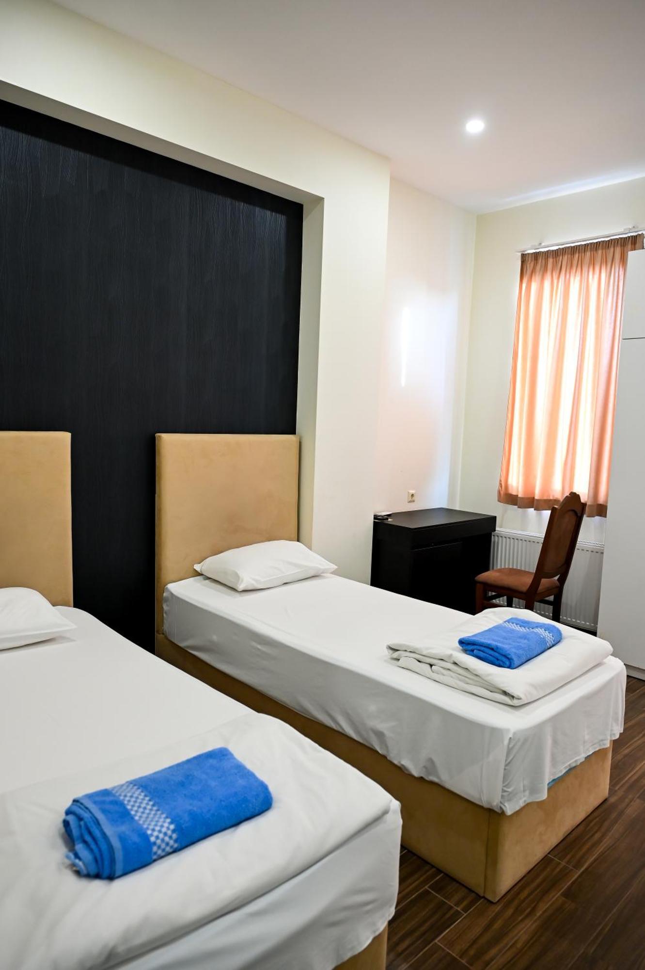 Starhostel Koutaïssi Extérieur photo