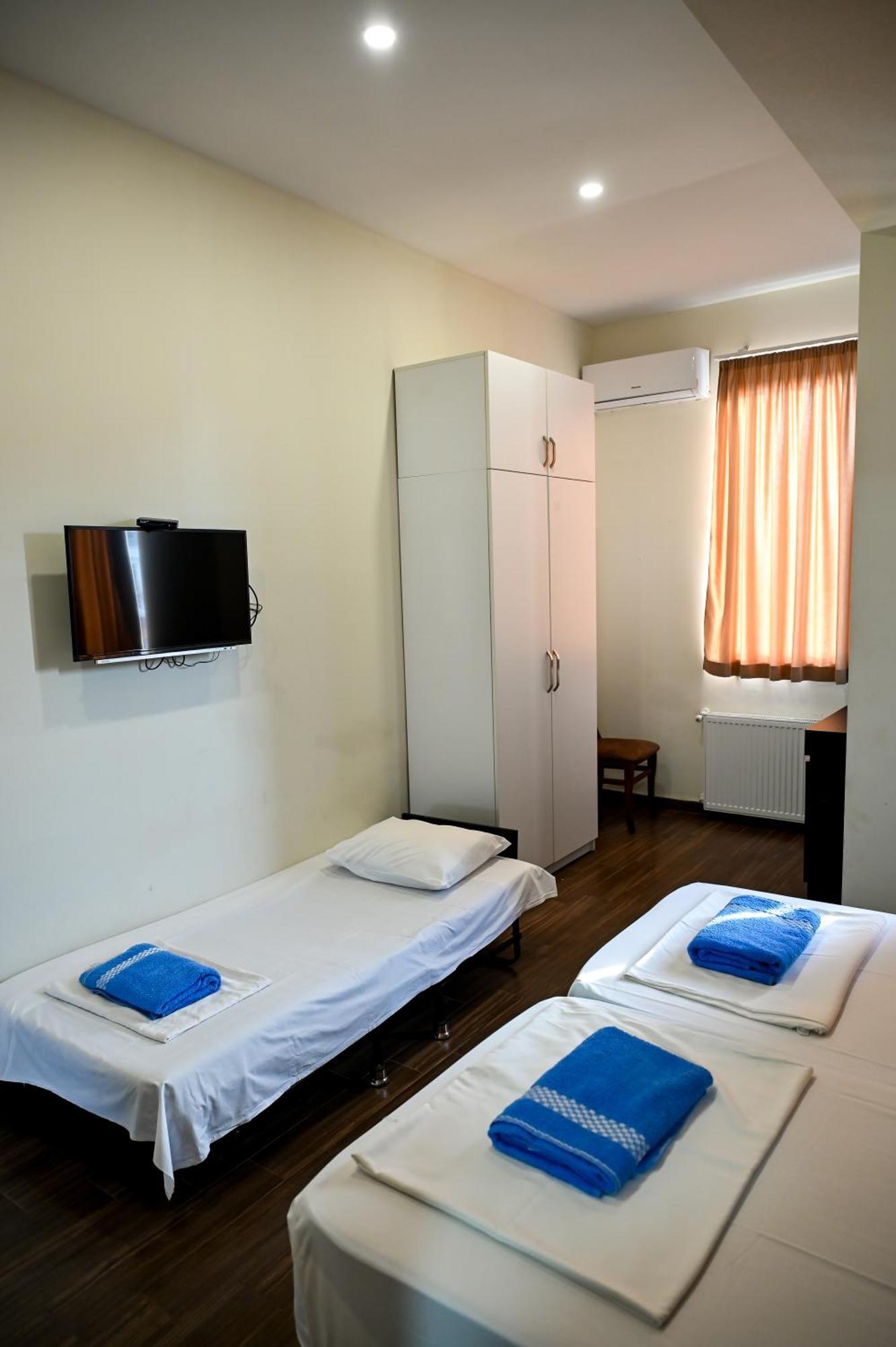 Starhostel Koutaïssi Extérieur photo
