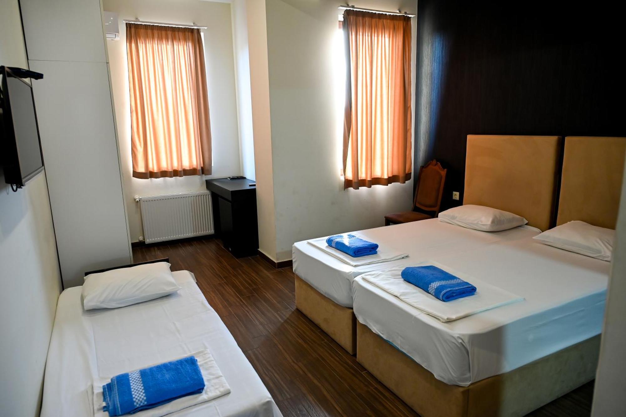Starhostel Koutaïssi Extérieur photo