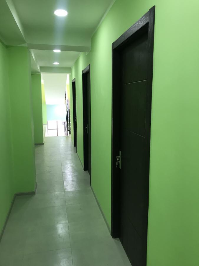 Starhostel Koutaïssi Extérieur photo